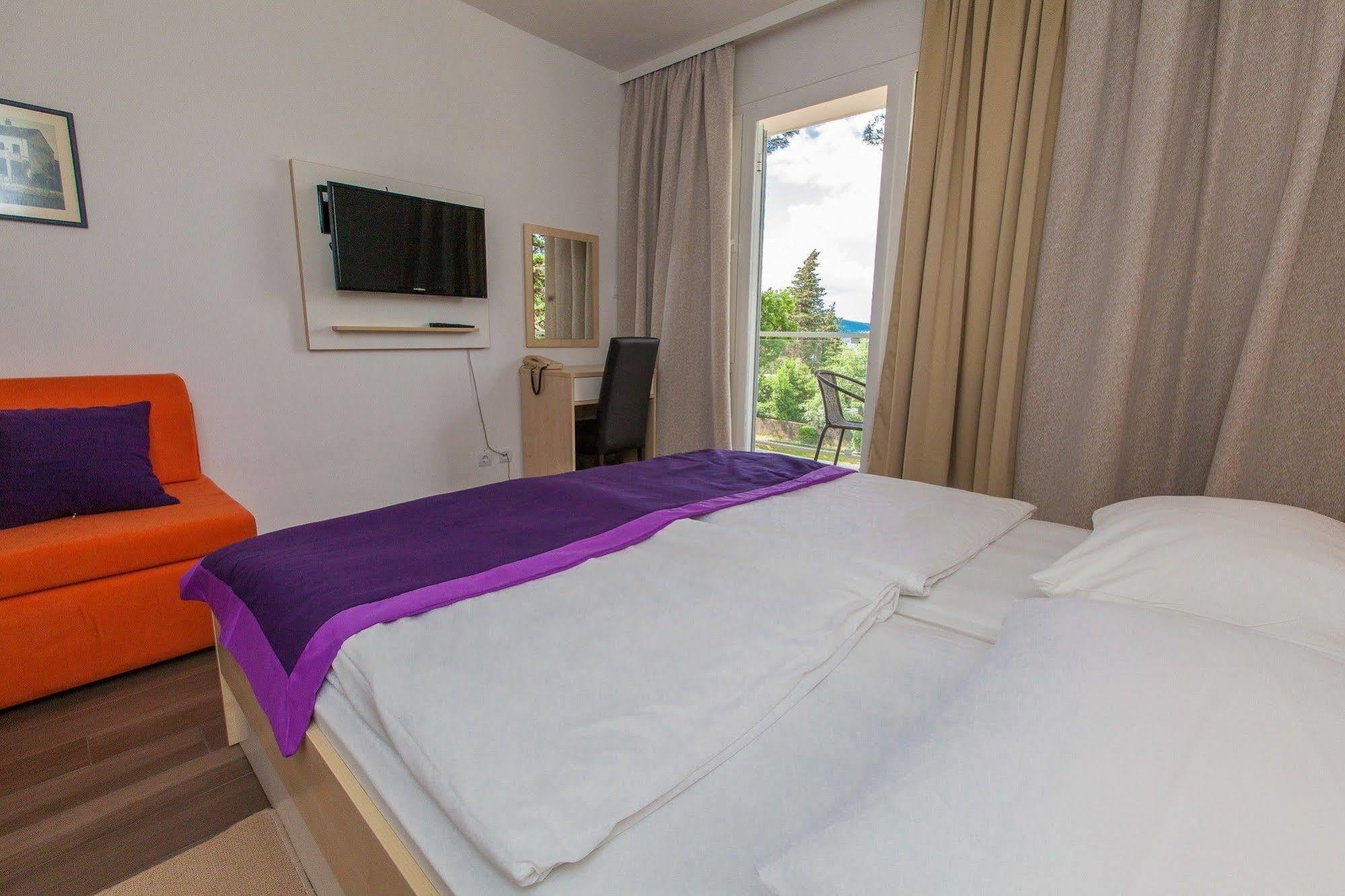 Hotel Slaven Selce Exterior foto