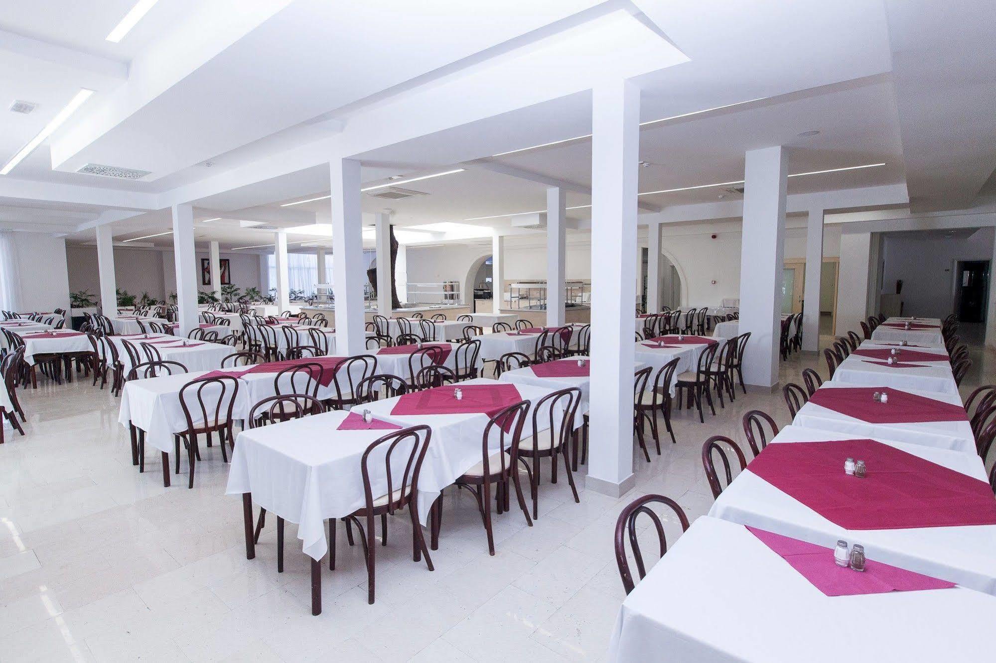 Hotel Slaven Selce Exterior foto