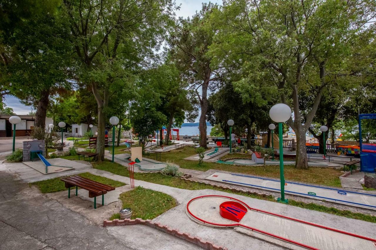 Hotel Slaven Selce Exterior foto